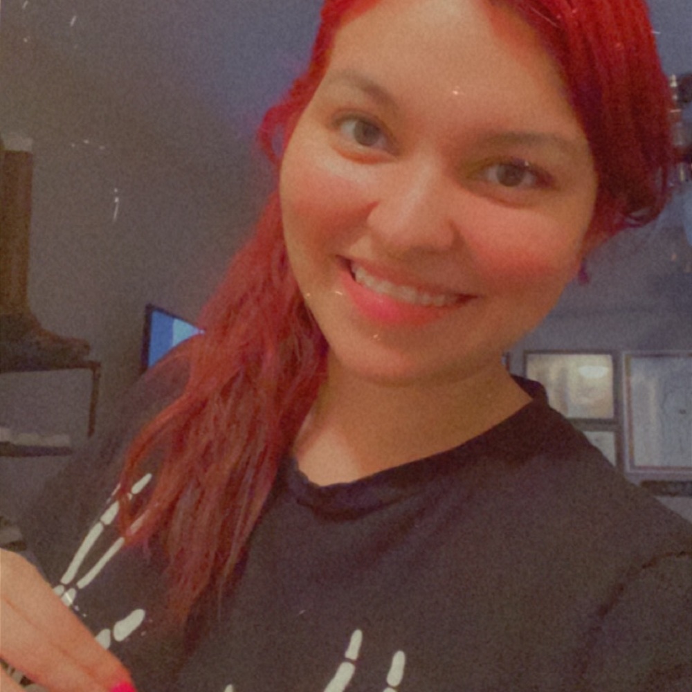 Meet your Posher, Alyssa